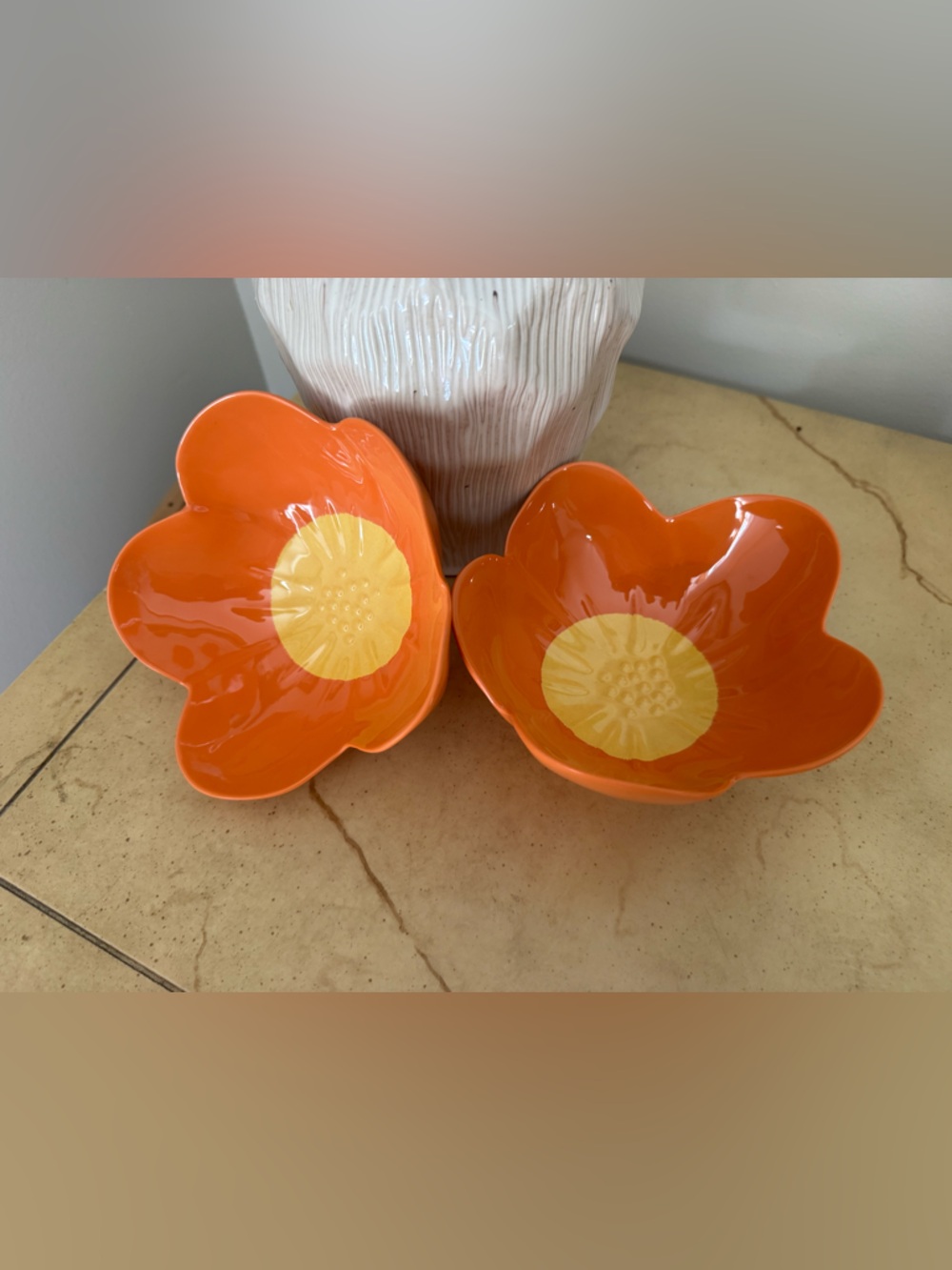 Room Essentials Melamine Bright Orange Flower Bowls Set of 2 NEW